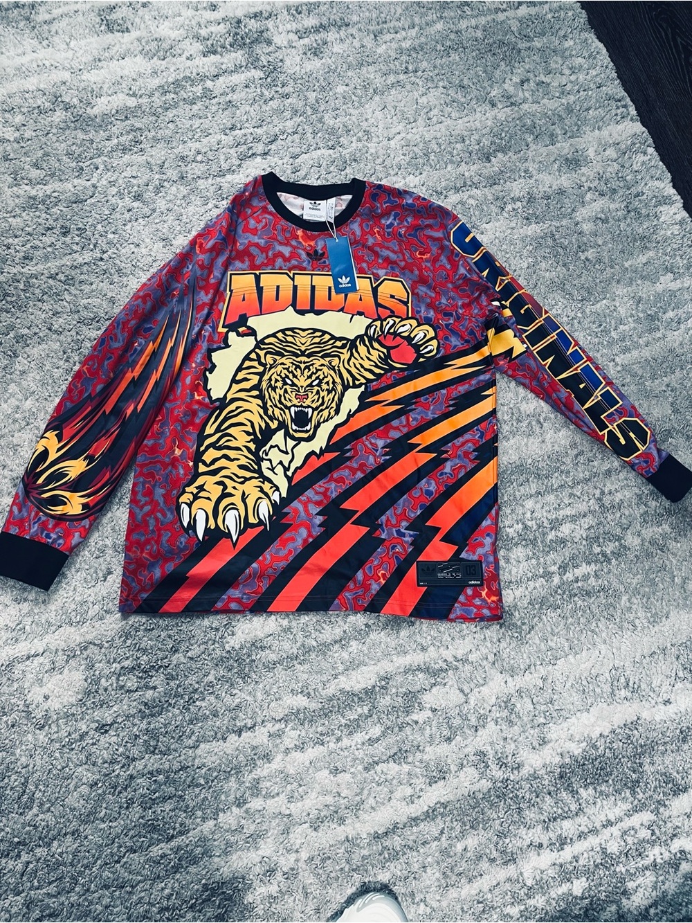 adidas JX1702 Adilenium Season 3 Long Sleeve Graphic T-Shirt NEW LIFE-0 Men Sz M